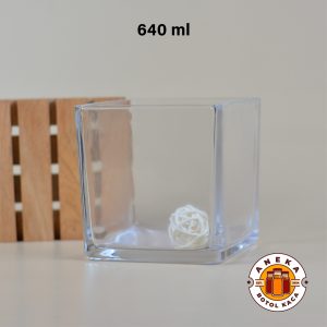 Wadah Kaca Tebal Persegi 640 ml